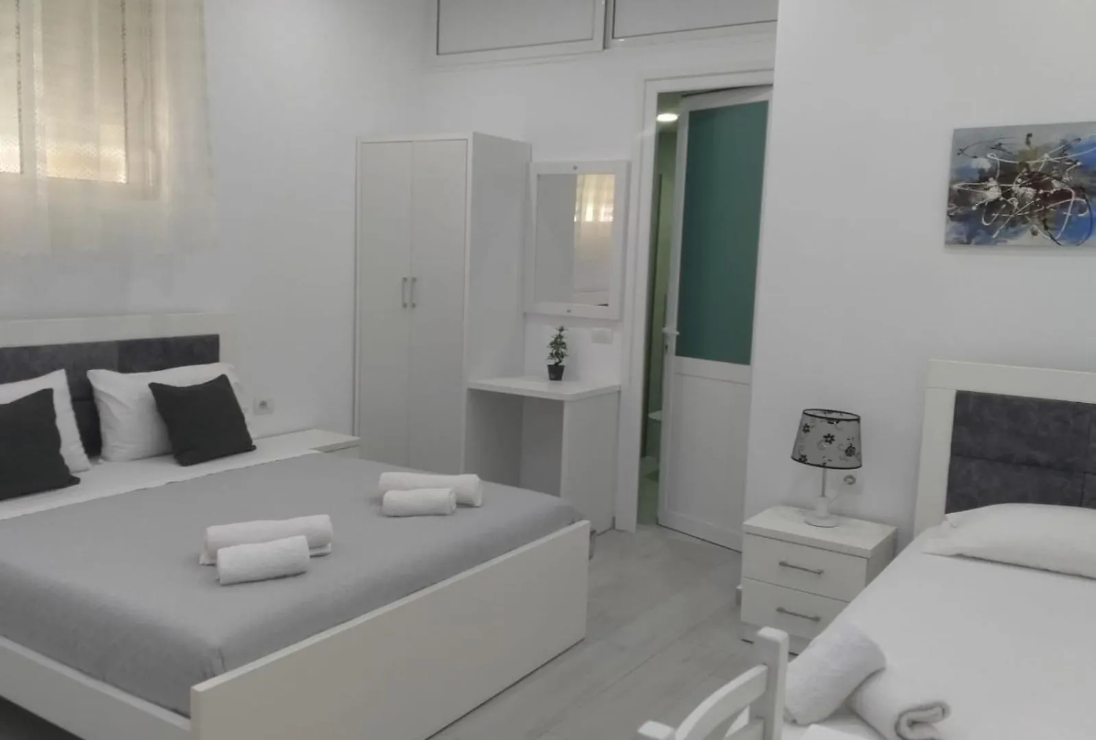 Deka-X Rooms Sarande Hotel